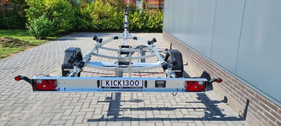 KT1300 Boottrailer Geremd 1300 kg voor boten tot 5.80m Lengte: 6.1m - Foto 11