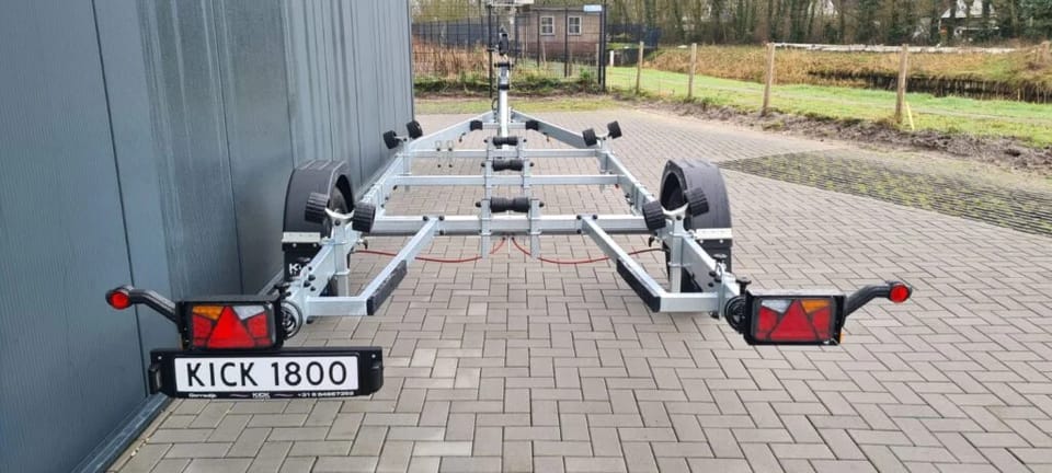 KT 1800 XL Tender Kicktrailer, Geremde boottrailer met Nederlands Kenteken - Foto 13