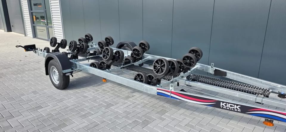 KT1500 XL Multiroller LED Kicktrailer: Geremde Boottrailer tot 7 Meter - Foto 6