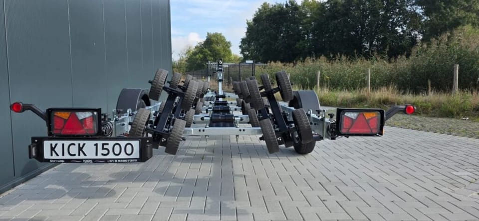 KT1500 XL Multiroller LED Kicktrailer: Geremde Boottrailer tot 7 Meter - Foto 9