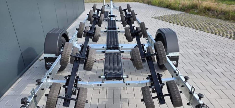 KT1500 XL Multiroller LED Kicktrailer: Geremde Boottrailer tot 7 Meter - Foto 10