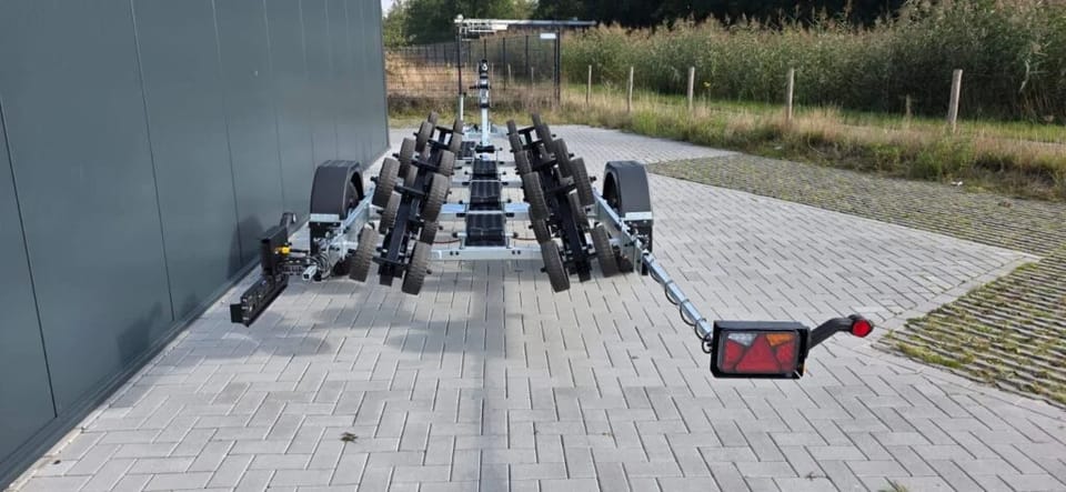 KT1500 XL Multiroller LED Kicktrailer: Geremde Boottrailer tot 7 Meter - Foto 12