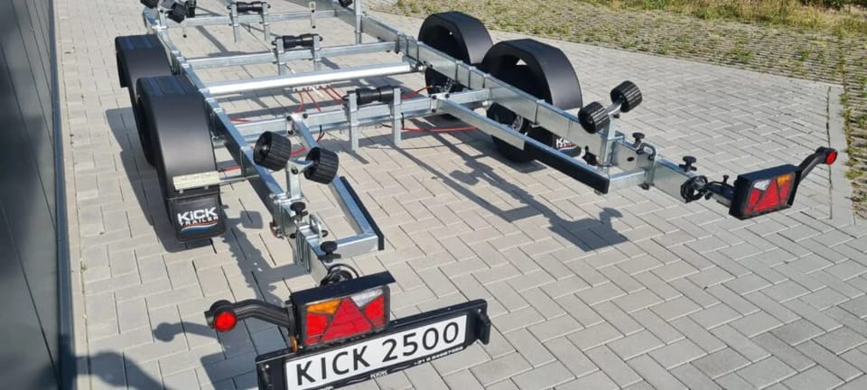 KT2500 XL Tender Kicktrailer, Geremde Boottrailer voor boten tot 7.5m - Foto 13