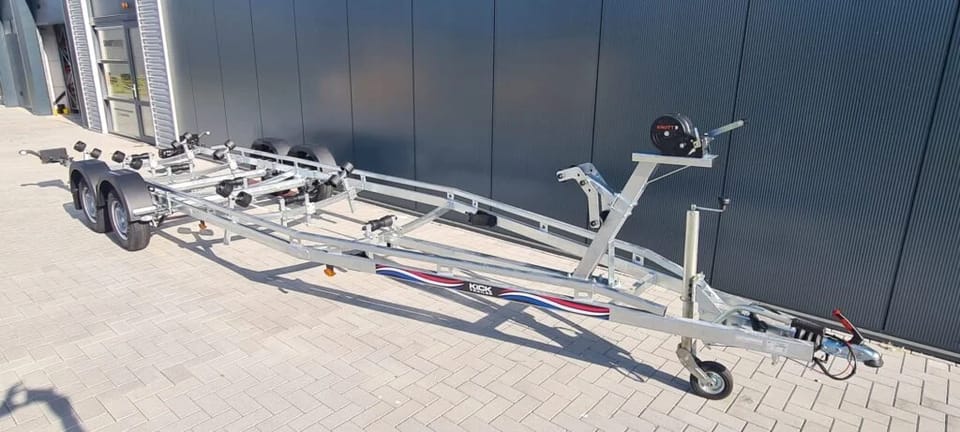 KT2500 XXL LED Kicktrailer, Geremde boottrailer (8.5m / 2500kg) - Foto 7