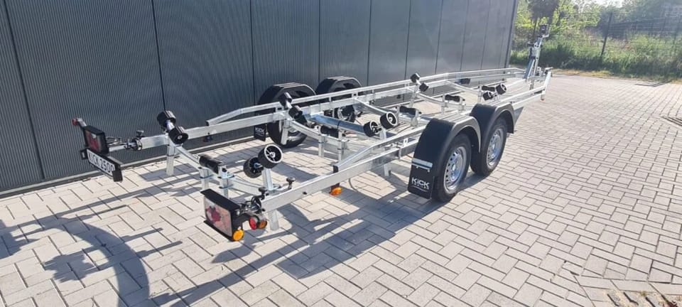 KT2500 XXL LED Kicktrailer, Geremde boottrailer (8.5m / 2500kg) - Foto 9
