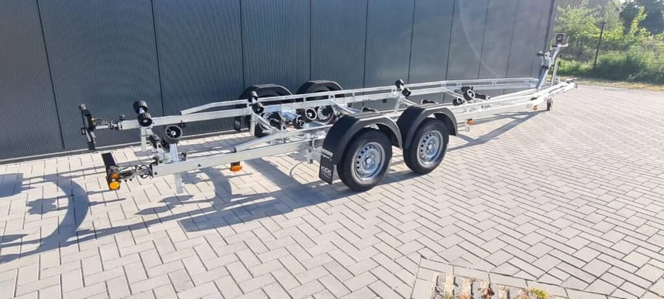 KT2500 XXL LED Kicktrailer, Geremde boottrailer (8.5m / 2500kg) - Foto 11