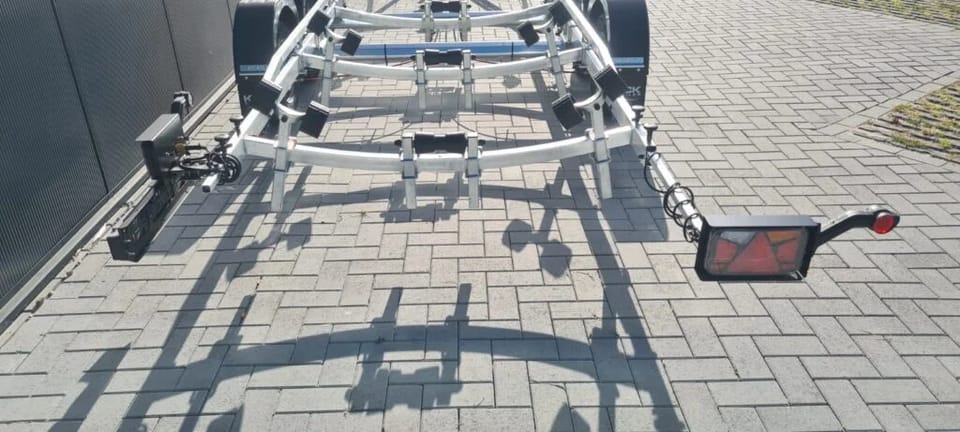 KT2500 XXL LED Kicktrailer, Geremde boottrailer (8.5m / 2500kg) - Foto 16